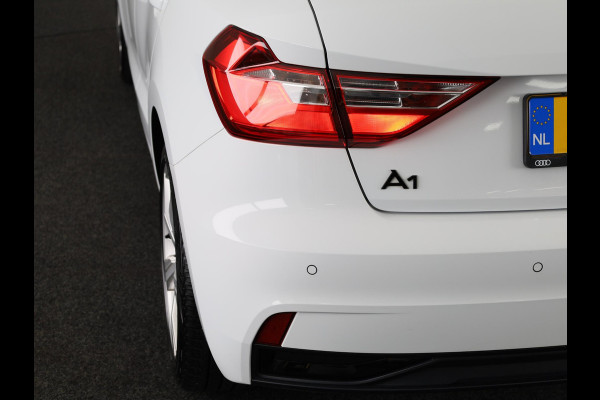 Audi A1 Sportback 30 TFSI Pro Line 110pk | S-line interieur | Climatronic | 17 inch lichtmetalen velgen | Navigatie via App