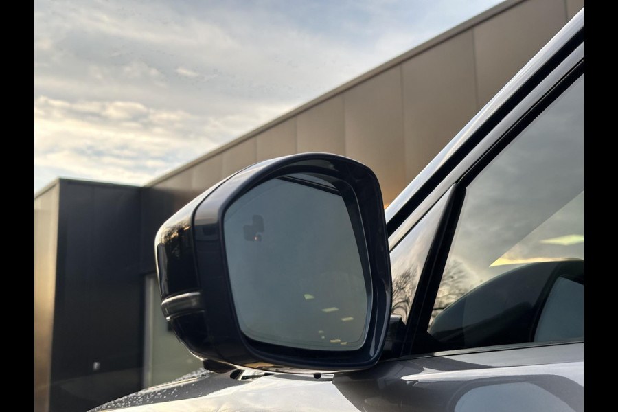 Land Rover Range Rover Evoque 2.0 P200 AWD R-Dynamic Panoramadak Meridian Stoelverw. Virtual Dash Matrix LED