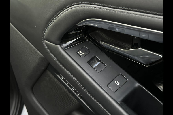 Land Rover Range Rover Evoque 2.0 P200 AWD R-Dynamic Panoramadak Meridian Stoelverw. Virtual Dash Matrix LED
