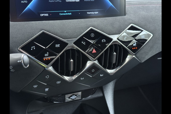 DS DS 3 Crossback DS Performance 50 kWh Navi180°Camera Apple Carplay Android Auto 1/2 Leer Ecc Cruise Control Pdc Business SOH 92% Stoelverwarming Lmv Led DAB Isofix Privacy Glas Keyless 1e Eigenaar Origineel Nederlandse Auto