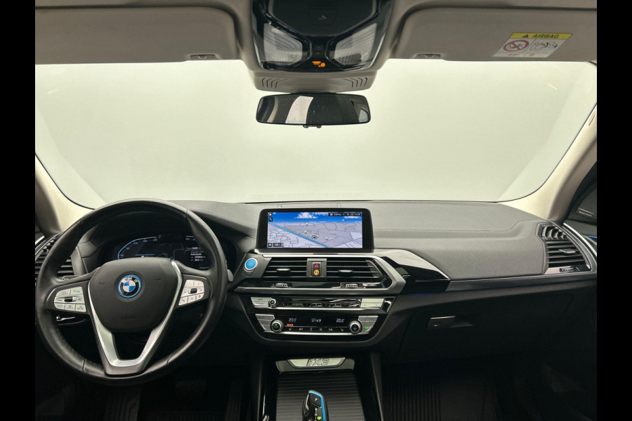 BMW iX3 High Executive 80 kWh | Pano/Dak | Harman/Kardon | Trekhaak | Head/Up | Camera