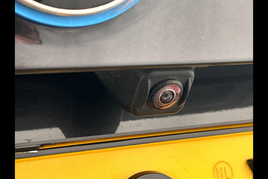 BMW iX3 High Executive 80 kWh | Pano/Dak | Harman/Kardon | Trekhaak | Head/Up | Camera