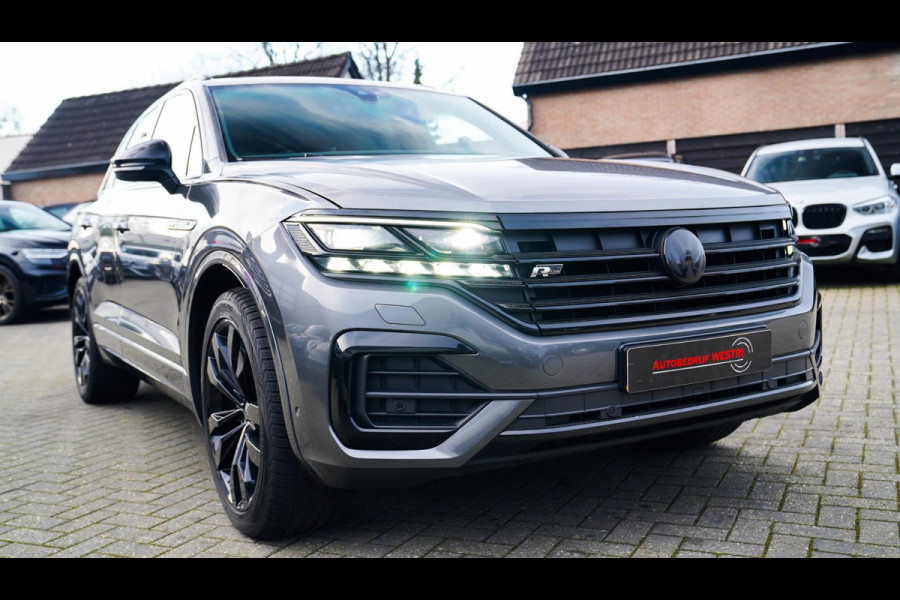 Volkswagen Touareg 3.0 TDI R-Line | 360 cam | Panorama | Massagestoelen | LED | Park assist | Luchtvering | NAP | Stoelventilatie