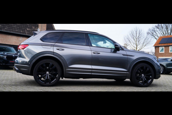 Volkswagen Touareg 3.0 TDI R-Line | 360 cam | Panorama | Massagestoelen | LED | Park assist | Luchtvering | NAP | Stoelventilatie