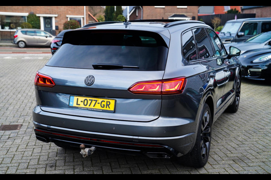 Volkswagen Touareg 3.0 TDI R-Line | 360 cam | Panorama | Massagestoelen | LED | Park assist | Luchtvering | NAP | Stoelventilatie