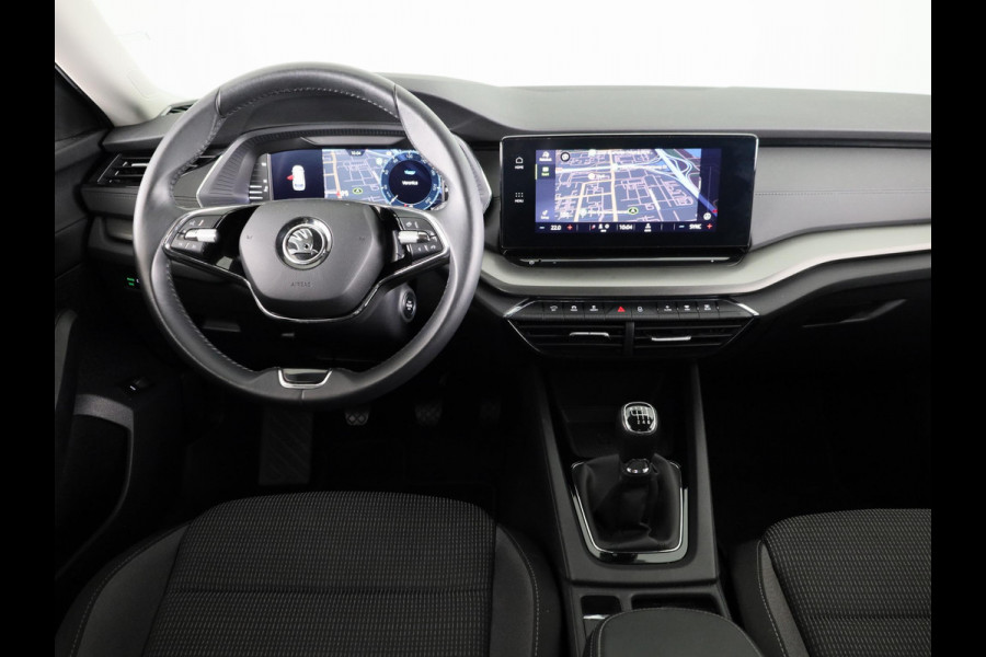 Škoda Octavia Combi 1.0 TSI Business Edition 110 pk | Verlengde garantie | Navigatie | Parkeersensoren | Apple Carplay/Android Auto | LED koplampen |