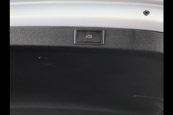 Škoda Octavia Combi 1.0 TSI Business Edition 110 pk | Verlengde garantie | Navigatie | Parkeersensoren | Apple Carplay/Android Auto | LED koplampen |