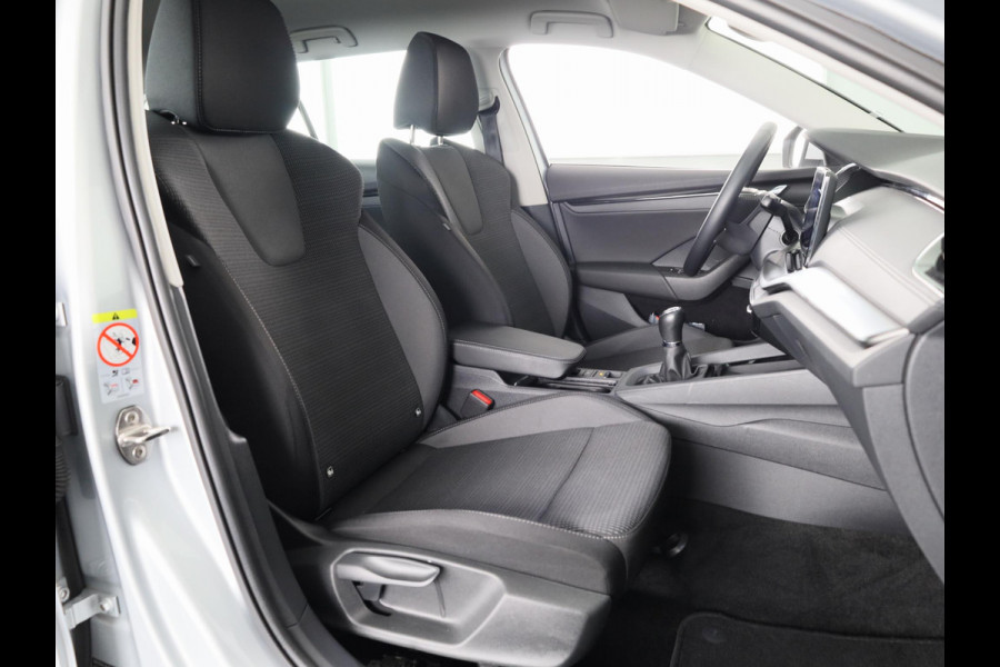 Škoda Octavia Combi 1.0 TSI Business Edition 110 pk | Verlengde garantie | Navigatie | Parkeersensoren | Apple Carplay/Android Auto | LED koplampen |