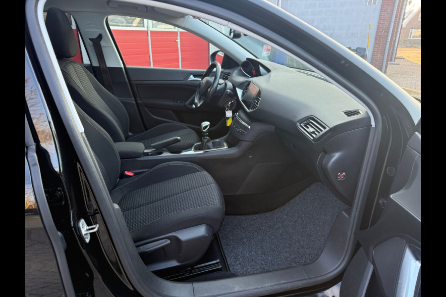 Peugeot 308 SW 1.2 PureTech 110 PK | Blue Lease Executive