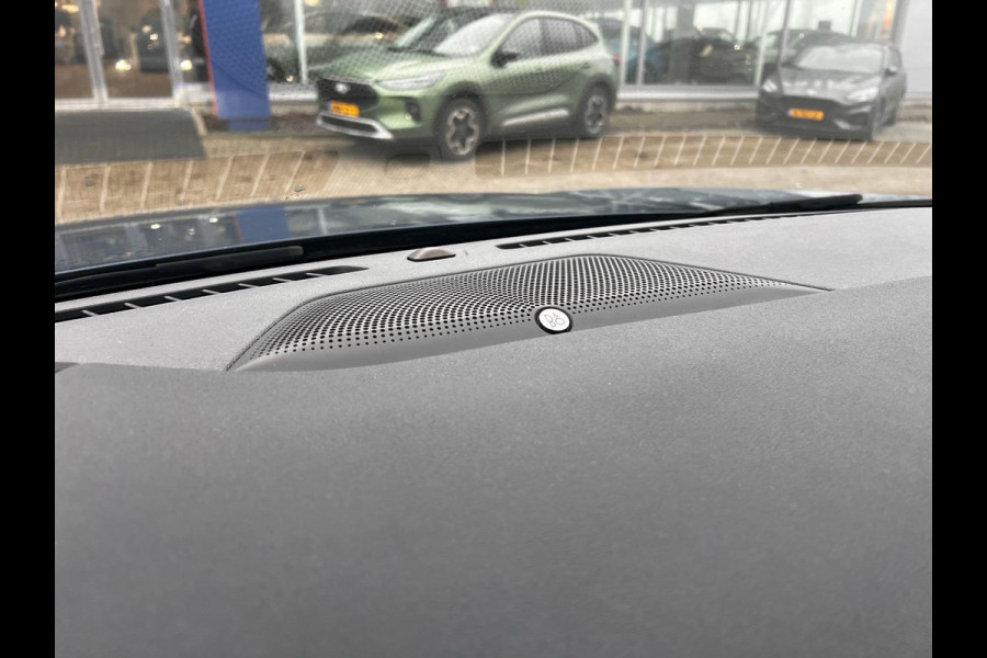 Ford Kuga 1.5 EcoBoost ST-Line X 150pk | Driver Assistance Pack | Wegklapbare Trekhaak | Winterpack | Technology Pack | 1.800kg Trekgewicht
