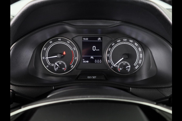 Škoda Kamiq 1.0 TSI Ambition 110 pk | Verlengde garantie | Navigatie via App | Cruise control | LED koplampen |