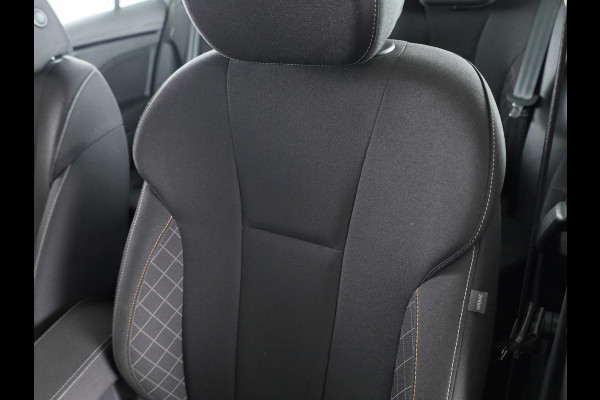 Škoda Kamiq 1.0 TSI Ambition 110 pk | Verlengde garantie | Navigatie via App | Cruise control | LED koplampen |