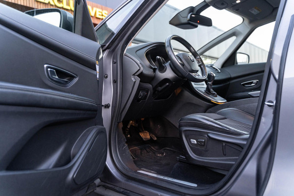 Renault Grand Scénic 1.3 TCe Intens 7p. Half leer Navi trekhaak
