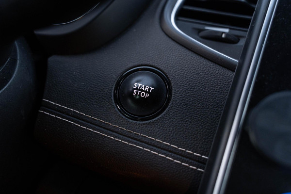 Renault Grand Scénic 1.3 TCe Intens 7p. Half leer Navi trekhaak