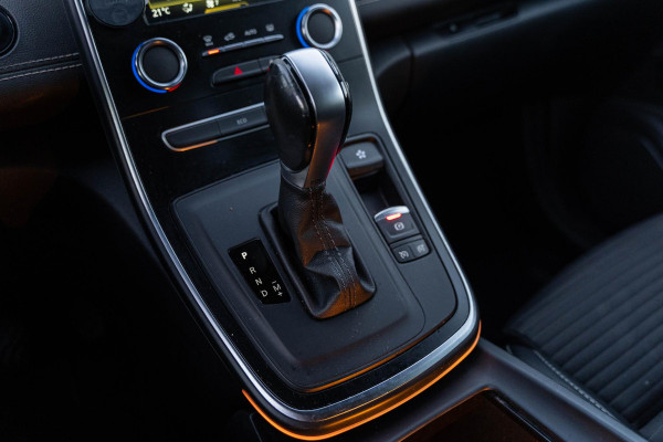Renault Grand Scénic 1.3 TCe Intens 7p. Half leer Navi trekhaak