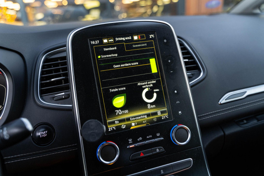 Renault Grand Scénic 1.3 TCe Intens 7p. Half leer Navi trekhaak