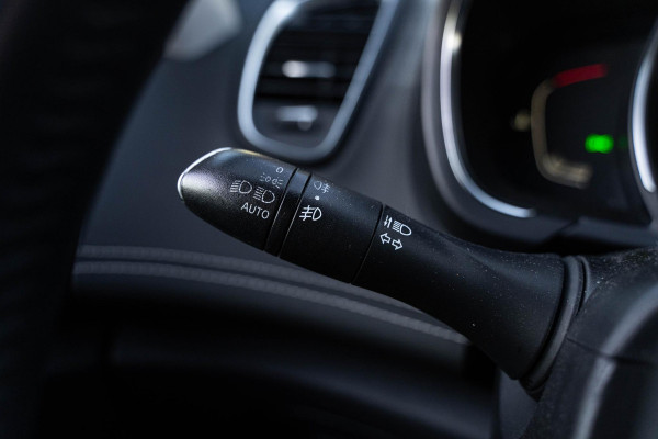 Renault Grand Scénic 1.3 TCe Intens 7p. Half leer Navi trekhaak