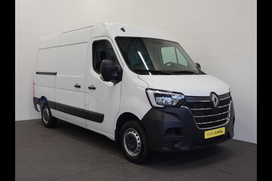 Renault Master T33 2.3 dCi 135PK L2H2 BPM VRIJ! Airco Cruise control Parkeersensoren Navigatie Trekhaak Prijs