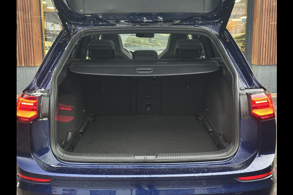 Volkswagen Golf Variant 1.5 eTSI R-Line Panoramadak, Keyless entry, Camera, LED pakket