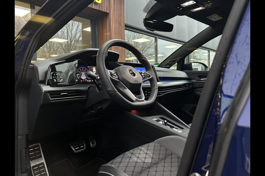 Volkswagen Golf Variant 1.5 eTSI R-Line Panoramadak, Keyless entry, Camera, LED pakket