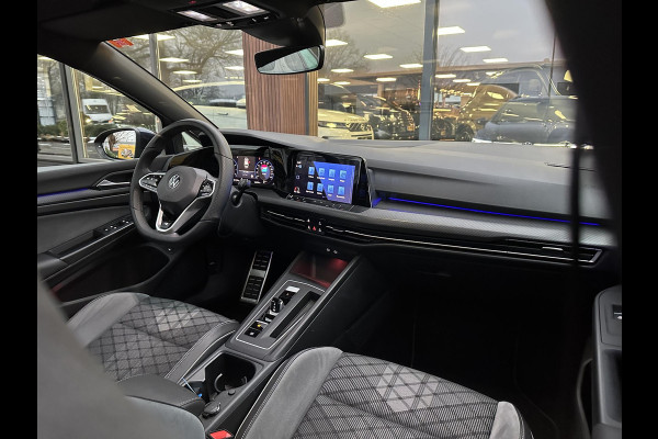 Volkswagen Golf Variant 1.5 eTSI R-Line Panoramadak, Keyless entry, Camera, LED pakket