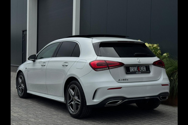 Mercedes-Benz A-Klasse 250 e AMG Line FULL PANO SFEER ECC PDC SPORTVELGEN NAVI