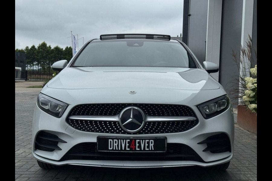 Mercedes-Benz A-Klasse 250 e AMG Line FULL PANO SFEER ECC PDC SPORTVELGEN NAVI