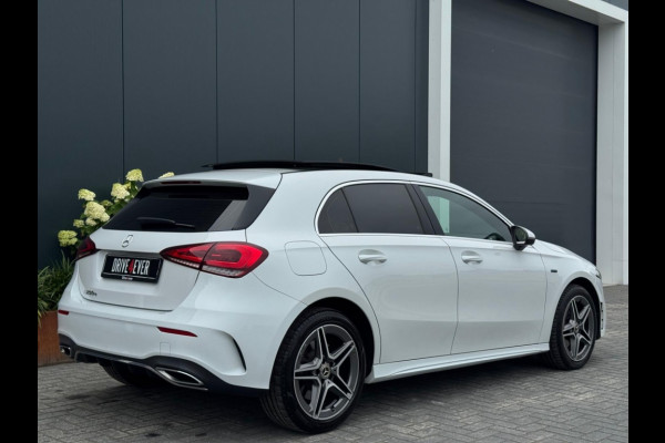 Mercedes-Benz A-Klasse 250 e AMG Line FULL PANO SFEER ECC PDC SPORTVELGEN NAVI