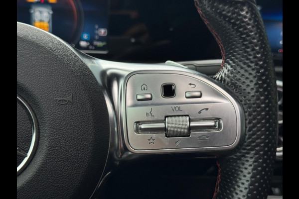 Mercedes-Benz A-Klasse 250 e AMG Line FULL PANO SFEER ECC PDC SPORTVELGEN NAVI