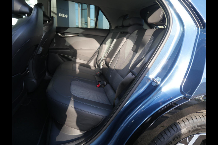 Kia Niro EV Light Advanced 64.8 kWh | Carplay | Camera | Stoel-stuurverwarming |