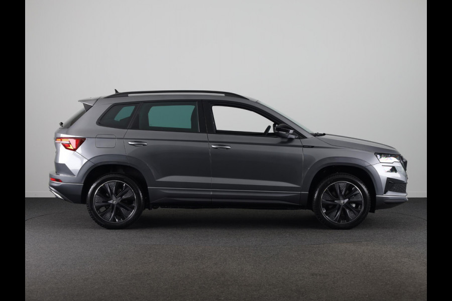 Škoda Karoq Sportline Business 1.5 TSI 150 pk 7 versn. DSG | Wegklapbare trekhaak | Travel Assist Pakket Plus