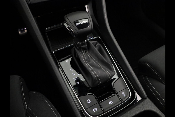 Škoda Karoq Sportline Business 1.5 TSI 150 pk 7 versn. DSG | Wegklapbare trekhaak | Travel Assist Pakket Plus