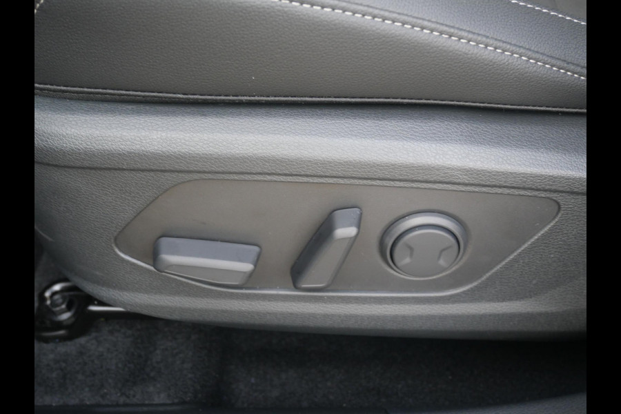 Kia Sportage 1.6 T-GDi Plug-in Hybrid AWD DynamicPlusLine | Schuif/kantel | Navi | Camera | Stoel/stuur verwarming | Elektrische stoelen