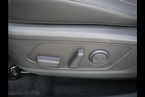 Kia Sportage 1.6 T-GDi Plug-in Hybrid AWD DynamicPlusLine | Schuif/kantel | Navi | Camera | Stoel/stuur verwarming | Elektrische stoelen