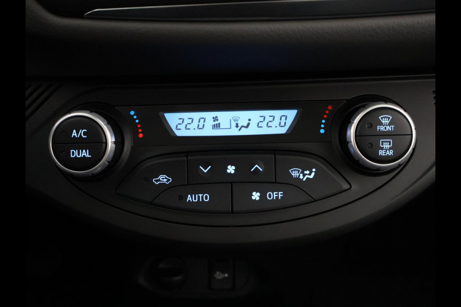 Toyota Yaris 1.5 HYBRID ACTIVE AUTOMAAT GARANTIE 8-2030! 100% ONDERHOUDEN . CAMERA . CRUISE CONTROL . ELEKTRISCHE RAMEN VOOR