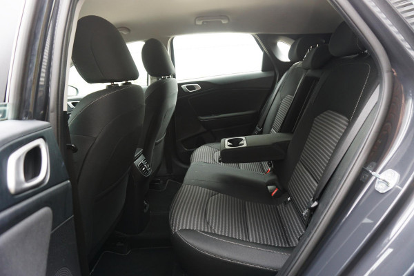 Kia Ceed 1.0 T-GDi 120PK DynamicLine/Geen Importauto/ All-Seasonbanden.