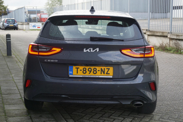 Kia Ceed 1.0 T-GDi 120PK DynamicLine/Geen Importauto/ All-Seasonbanden.