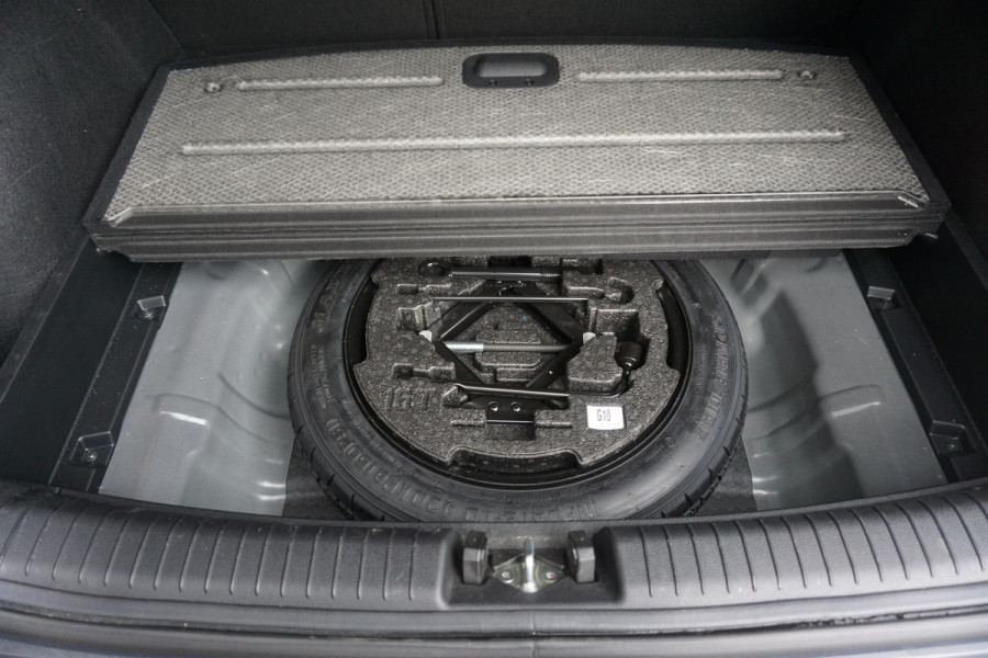 Kia Ceed 1.0 T-GDi 120PK DynamicLine/Geen Importauto/ All-Seasonbanden.