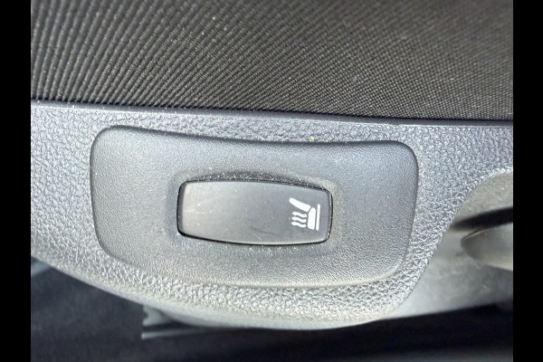 Renault Captur 0.9 TCe Intens ** Navigatie ** Stoelverwarming ** Dealeronderhouden!!
