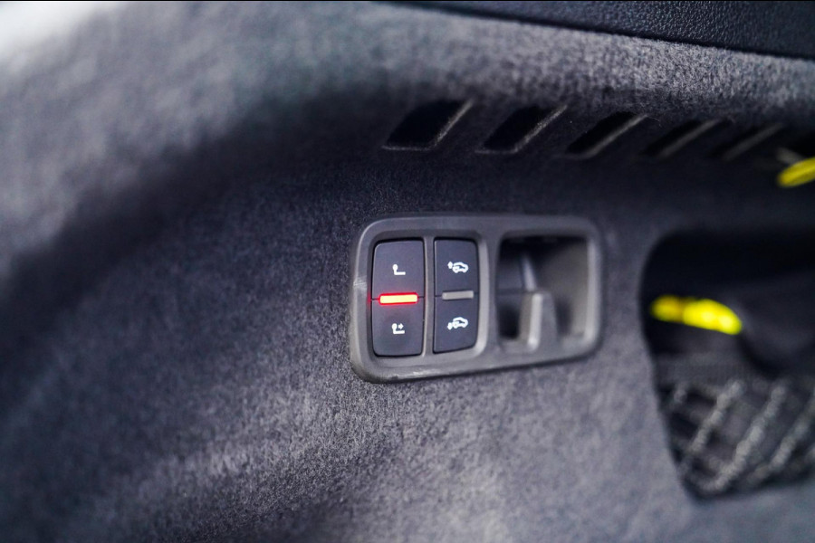 Audi Q8 60 TFSI e quattro Competition | Achterbank Verwarming | Stuurwiel Verwarming | Bang & Olufsen