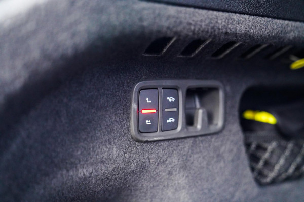 Audi Q8 60 TFSI e quattro Competition | Achterbank Verwarming | Stuurwiel Verwarming | Bang & Olufsen