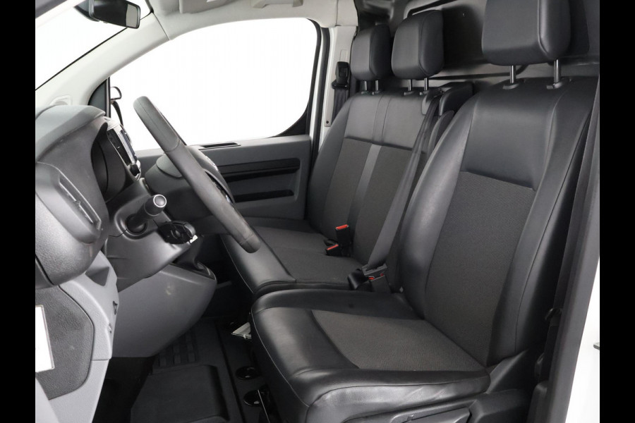 Toyota ProAce Worker 2.0 D-4D Navigator Long GARANTIE TOT 05-2030! NAVIGATIE . PARKEERSENSOREN ACHTER . TREKAAK .