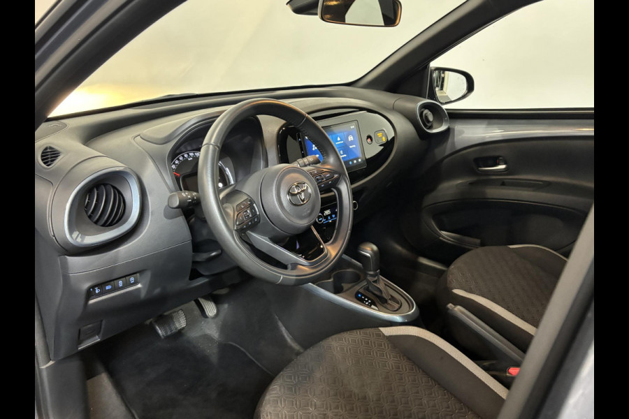 Toyota Aygo X 1.0 VVT-i Automaat Pulse Navigatie Apple Carplay/Android Auto Camera Climate Control Adaptive Cruise Control Two Tone