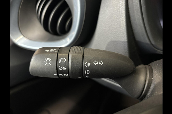 Toyota Aygo X 1.0 VVT-i Automaat Pulse Navigatie Apple Carplay/Android Auto Camera Climate Control Adaptive Cruise Control Two Tone