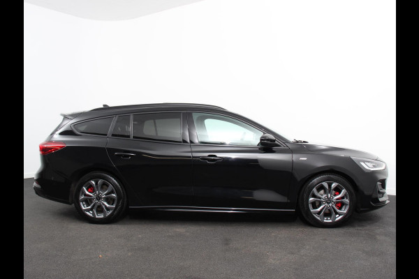 Ford FOCUS Wagon 1.0 EcoBoost 125pk mhev ST Line X | Panorama dak | Navigatie Groot scherm | Apple Carplay/Android Auto | Parkeersensoren | Camera | Driver Assistance Pack | Winter Pack | LED-koplampen | Panoramadak | Virtual Cockpit | All seasonbanden