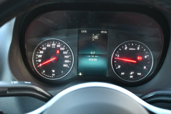 Mercedes-Benz Sprinter 319 CDI 4x4 L2H2 AWD Draaistoelen, MBUX 10.25 met 360 graden camera, LED, Etc.