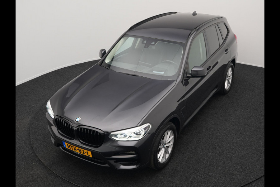 BMW X3 xDrive30e Executive Plug In Hybrid 293pk PHEV | Trekhaak af Fabriek | Head Up | Keyless | Sportstoelen Verwamd | Adaptive LED |  Apple Carplay | Navi Full Map | 18"L.M |