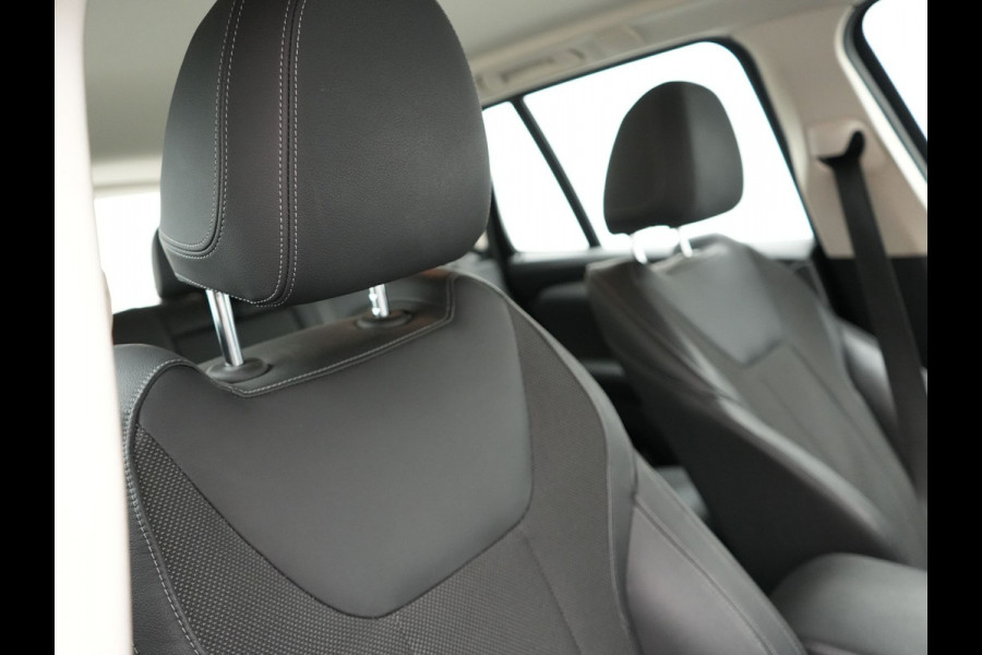 BMW X3 xDrive30e Executive Plug In Hybrid 293pk PHEV | Trekhaak af Fabriek | Head Up | Keyless | Sportstoelen Verwamd | Adaptive LED |  Apple Carplay | Navi Full Map | 18"L.M |