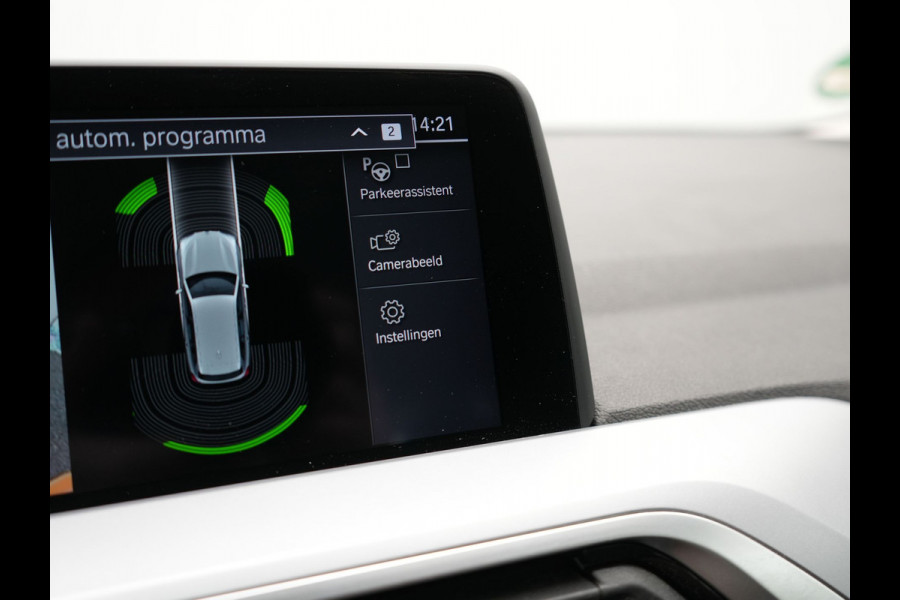 BMW X3 xDrive30e Executive Plug In Hybrid 293pk PHEV | Trekhaak af Fabriek | Head Up | Keyless | Sportstoelen Verwamd | Adaptive LED |  Apple Carplay | Navi Full Map | 18"L.M |