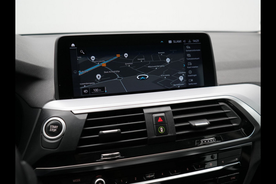 BMW X3 xDrive30e Executive Plug In Hybrid 293pk PHEV | Trekhaak af Fabriek | Head Up | Keyless | Sportstoelen Verwamd | Adaptive LED |  Apple Carplay | Navi Full Map | 18"L.M |